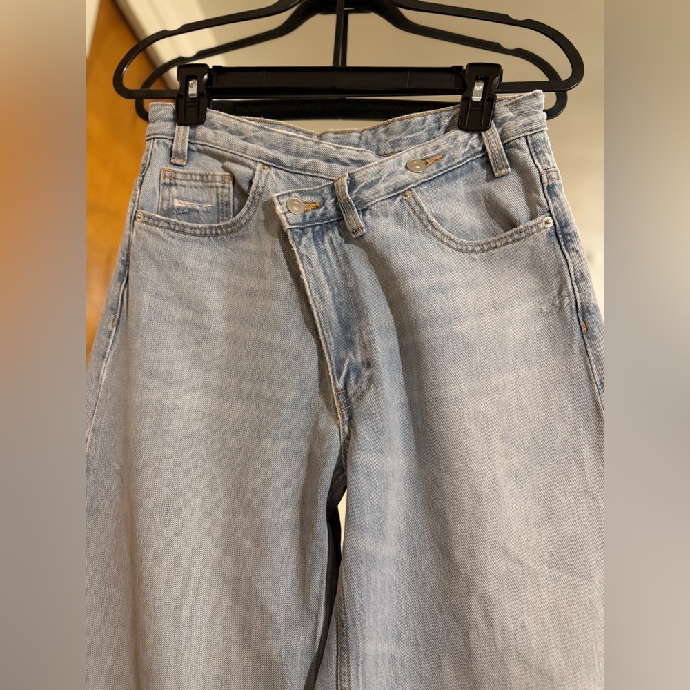 Zara Light Blue Wide-Leg Jeans - Picture 3 of 3
